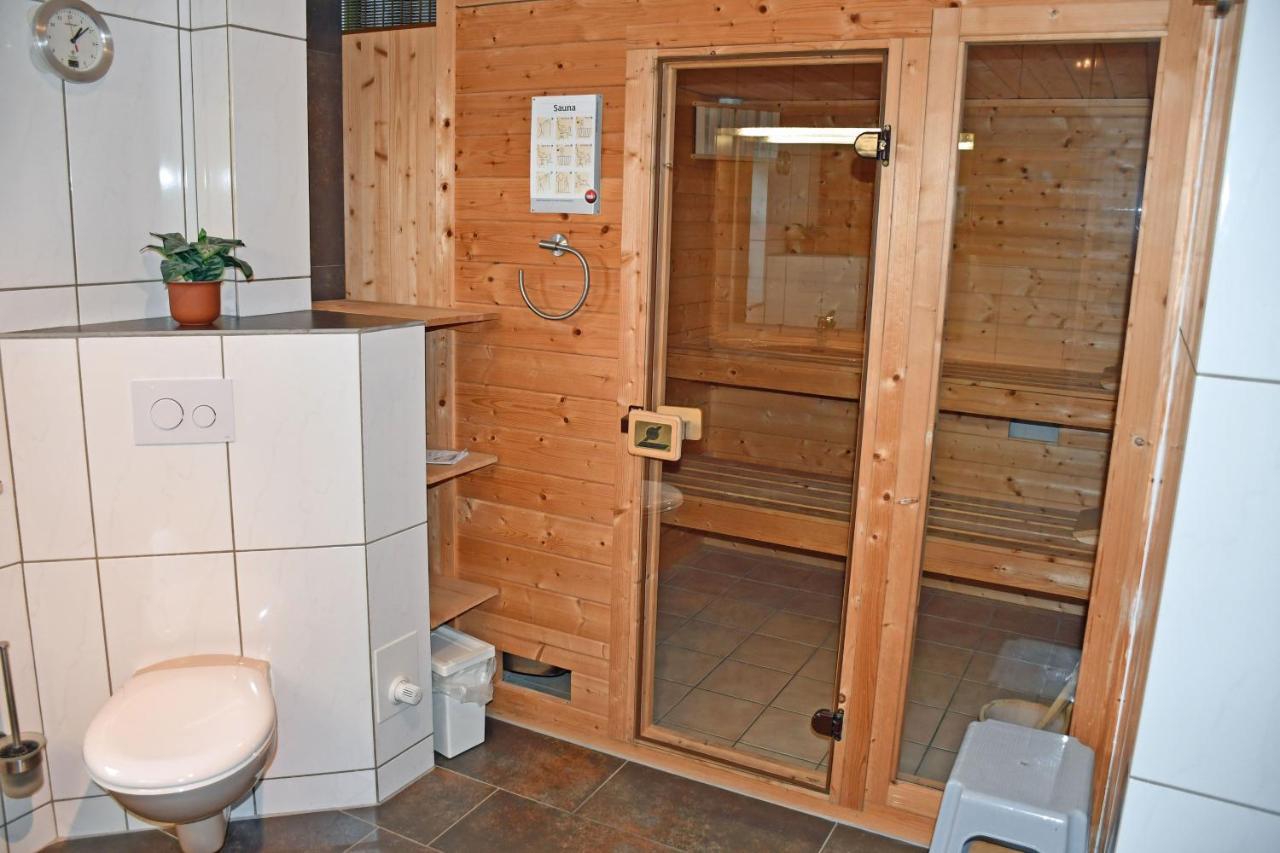 Schoenes Ferienhaus Mit Kamin Und Sauna Im Ostseebad Sellin מראה חיצוני תמונה