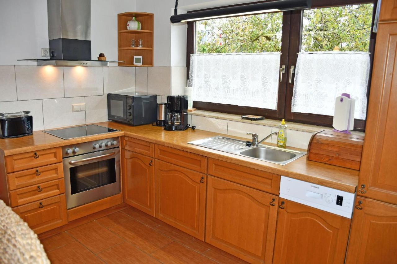 Schoenes Ferienhaus Mit Kamin Und Sauna Im Ostseebad Sellin מראה חיצוני תמונה