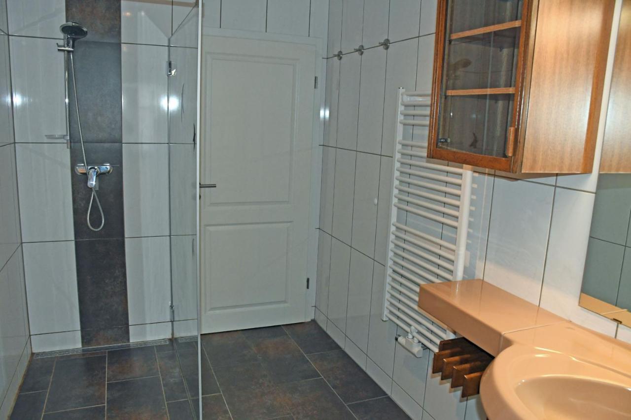Schoenes Ferienhaus Mit Kamin Und Sauna Im Ostseebad Sellin מראה חיצוני תמונה
